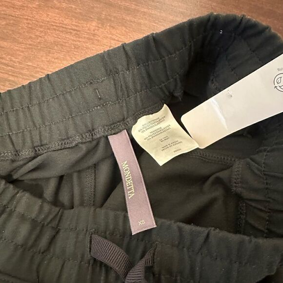 Mondetta ladies active Bermuda short size XS in black, NWT - Picture 8 of 11